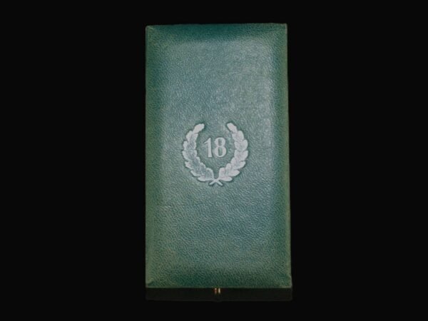 18 Year Police Long Service Cross with Case of Issue. in Long service Medals