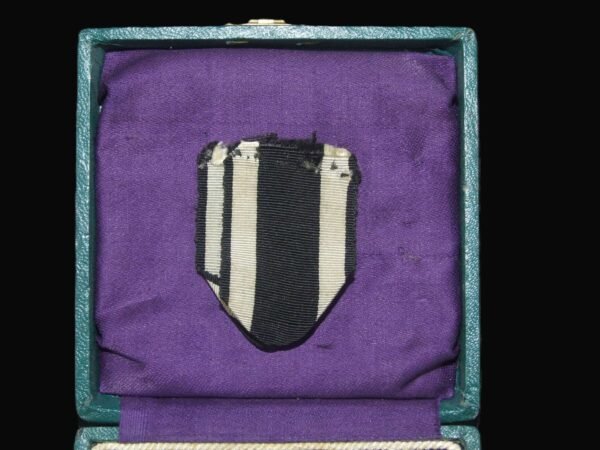1914 Iron Cross Second Class in a Private Purchase Display Case. in Gallantry & honours