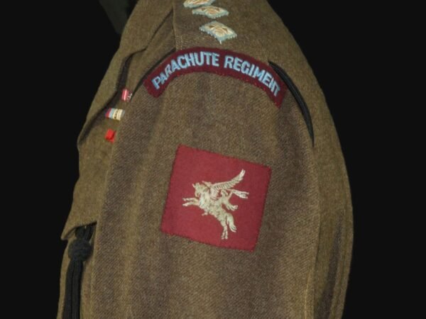 1945 Dated Battledress Blouse To A Parachute Regiment Colonel in Uniforms