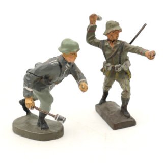 2 Wehrmacht Toy Soldiers with Stick Grenade