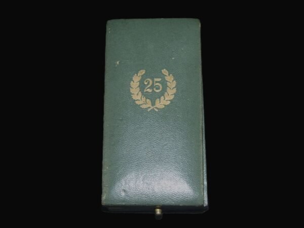 25 year Police Long Service Cross with Case of Issue. in Long service Medals