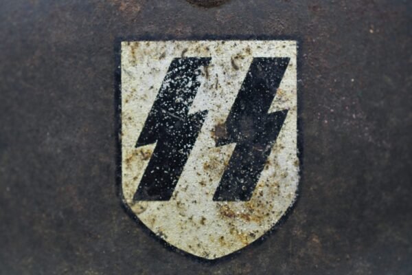 M40 Waffen-SS single decal steel helmet ET66 - Image 3