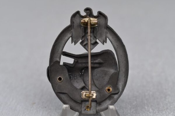 Panzer assault badge ’25’ in silver by Gustav Brehmer - Image 2