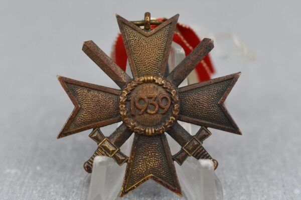 War Merit Cross second class 1939 with swords - Image 2