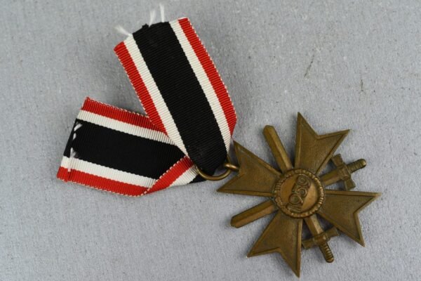 War Merit Cross second class 1939 with swords - Image 4