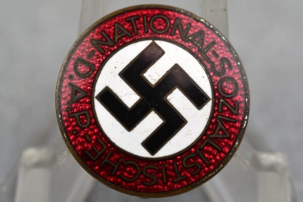 NSDAP party pin by RZM M1/101 Gustav Brehmer