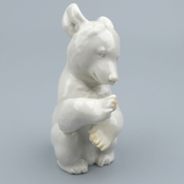 Allach Porcelain Begging Bear