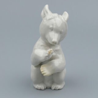 Allach Porcelain Begging Bear
