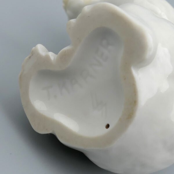 Allach Porcelain Begging Bear