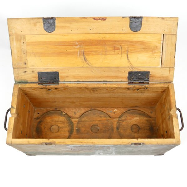 Camouflaged 'Kart s.F.H.18' Ammunition Box