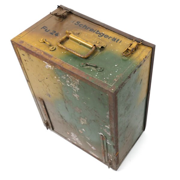 Camouflaged 'Schreibgerät' Transport Box