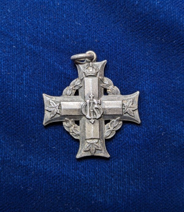 Canadian Memorial Cross, G.V.R. (204115 L. Cpl. A.D. Edwards), KIA Vimy Ridge in Casuality