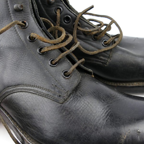 Canadian Walking Out Ankle Boots 1943