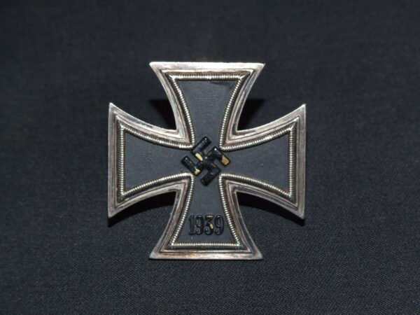 Cased 1939 Iron Cross 1st Class by Souval. Non Magnetic Core in Gallantry & honours