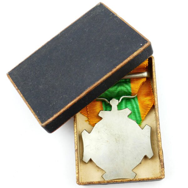 Cased Dutch Expedition Cross