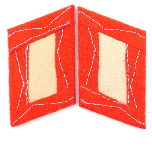 DDR NVA Paratrooper Collar Tabs
