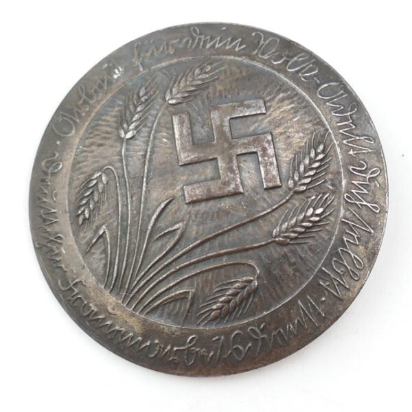 'Deutscher Frauenarbeitsdienst' Brooch