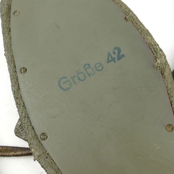 German Vehicle Driver's Foot Heating System