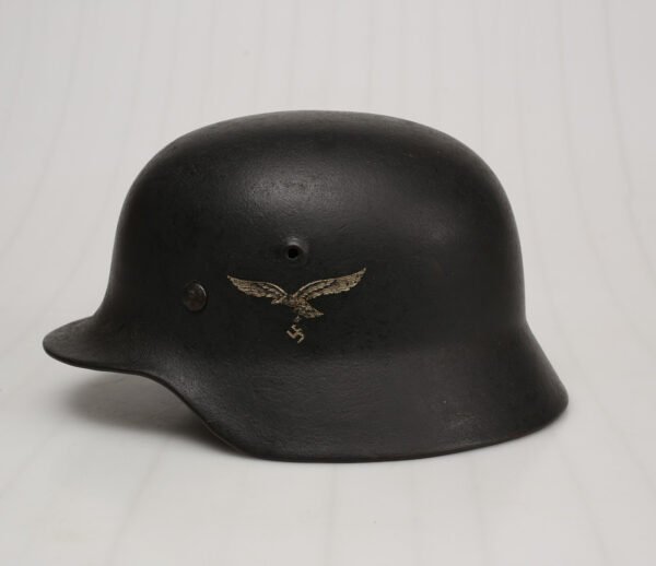 3202283. STEEL HELMET, Luftwaffe, Germany III Reich, M 40, single decal, SE64 Sächsische Emaillier und Stanzwerke A.G. No:12167. - Image 5