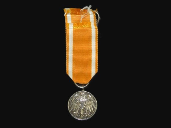 III Reich period Half Size Miniature Life Saving Medal. in Gallantry & honours