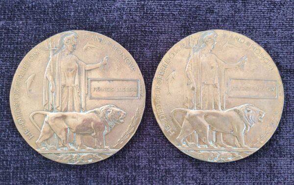Pair Of WW1 Death Plaques to Brothers, Middlesex Regiment in Tribute & commemorative medals