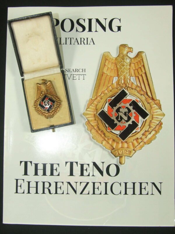 Published TeNo Honour Badge 1922 with Original Award Case & Book. in Gallantry & honours