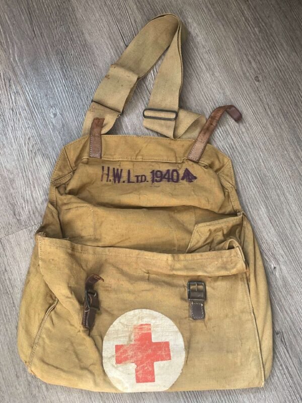 Rare Authentic Original WW2 British Army dressing bag 1940 Dunkirk Evacuation. in Survival & First Aid