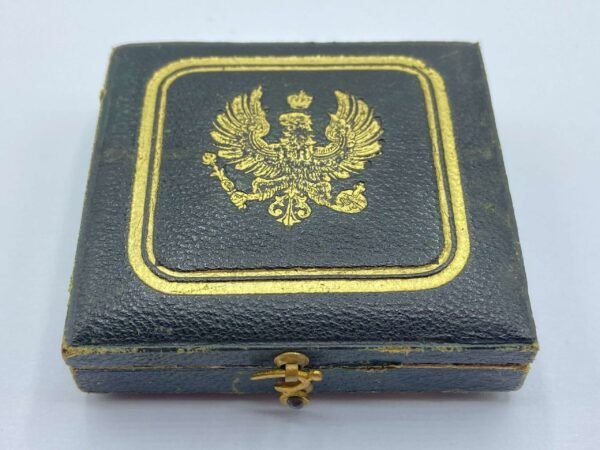 Rare WW1 Imperial German Prussian Kaiser Wilhelm II Empty Medal Case in General medals
