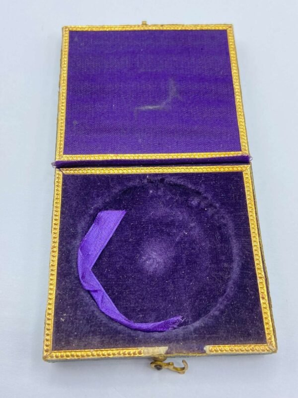 Rare WW1 Imperial German Prussian Kaiser Wilhelm II Empty Medal Case in General medals