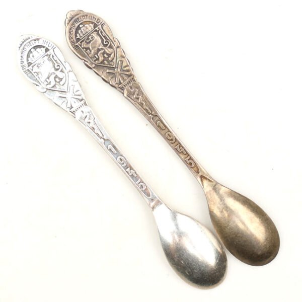 Set of 2 Dutch Spoons 'Nederland helpt Indië ' 1945
