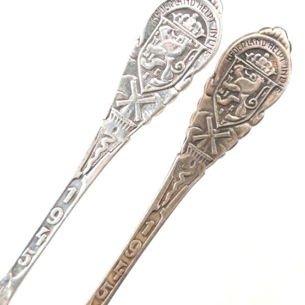 Set of 2 Dutch Spoons 'Nederland helpt Indië ' 1945