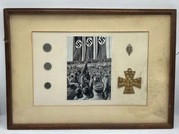 Small WW1 & WW2 German Framed Collection in General medals