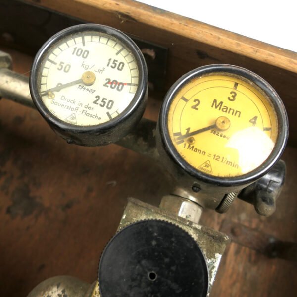 Wehrmacht oxygen treatment device 38 in box