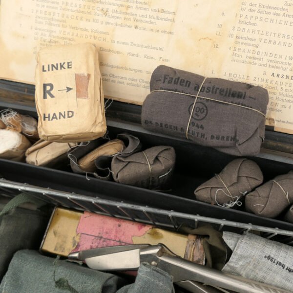 Wehrmacht 'Verbandkasten' with Contents