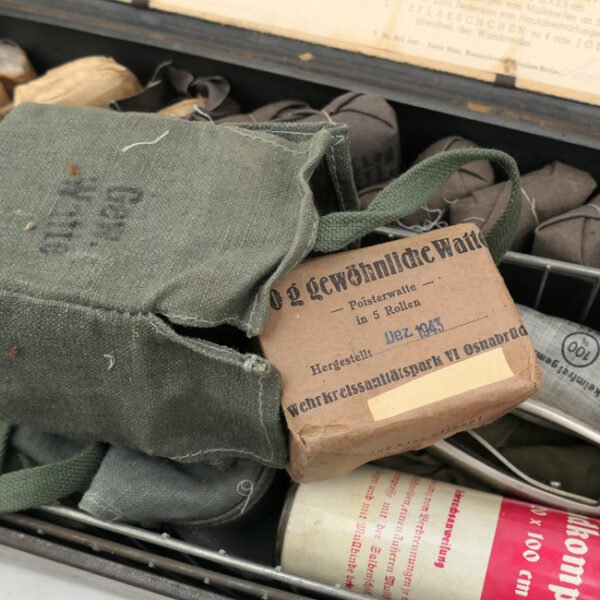 Wehrmacht 'Verbandkasten' with Contents