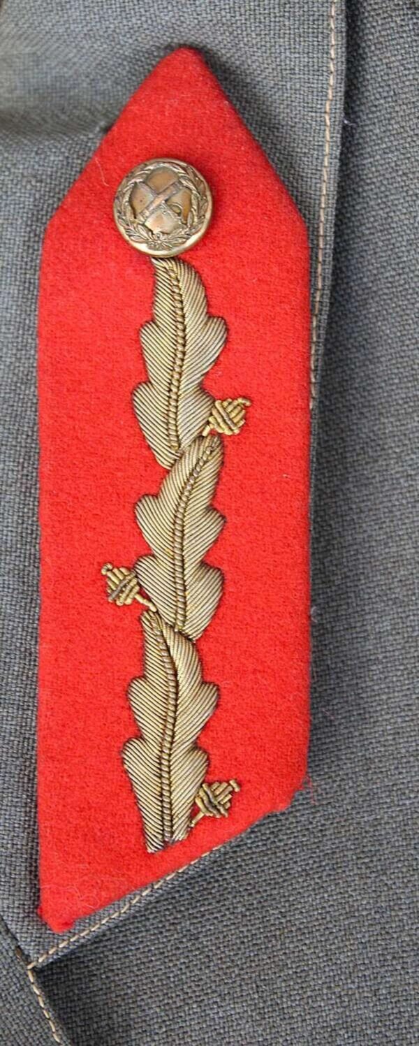 WW1 British 1912 pattern Generals tunic in Helmets & caps
