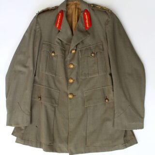 WW1 British 1912 pattern Generals tunic in Helmets & caps