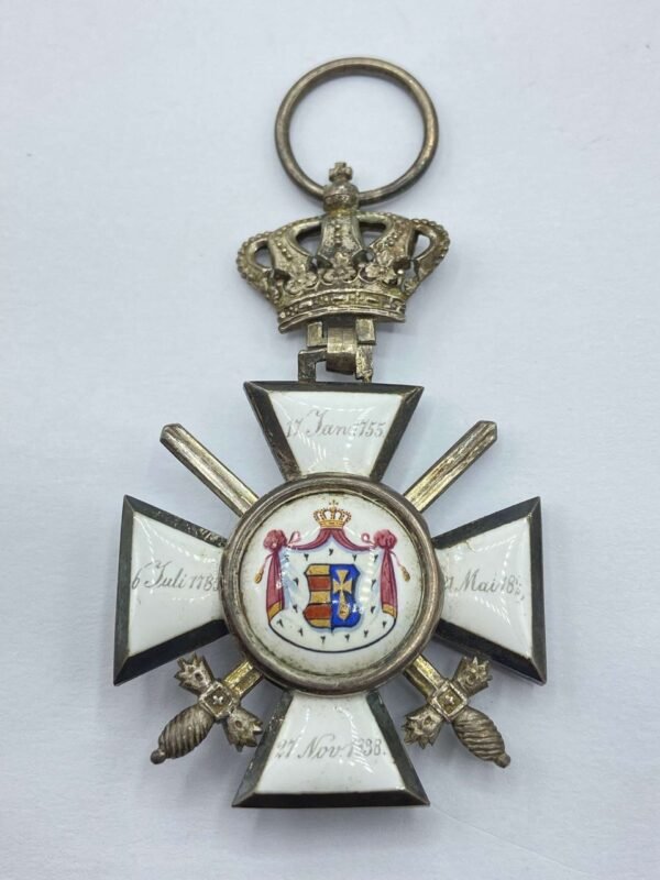 WW1 Imperial German Oldenburg Order of Peter Friedrich Ludwig & Swords in General medals