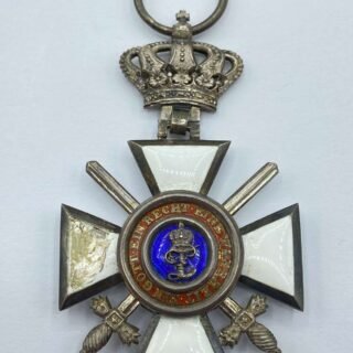 WW1 Imperial German Oldenburg Order of Peter Friedrich Ludwig & Swords in General medals