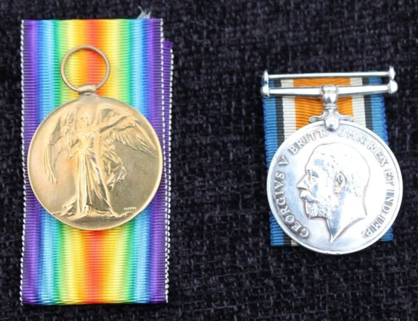 WW1 Pair and Plaque 9th London Regiment in Casuality