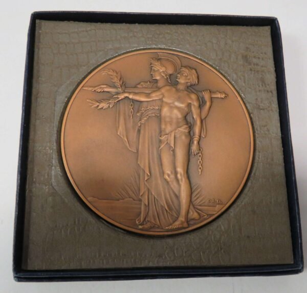 WW1 Private Purchase Memorial Plaque in Box of Issue in Casuality