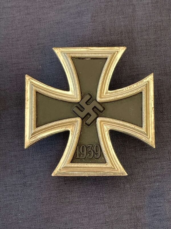 WW2 GERMAN CASED IRON CROSS 1st CLASS WITH MAKER STAMP AND MATCHING NAMED MAKER BOX OF ISS in Gallantry & honours