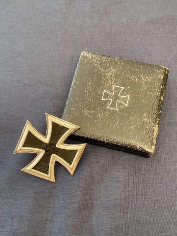 WW2 GERMAN CASED IRON CROSS 1st CLASS WITH MAKER STAMP AND MATCHING NAMED MAKER BOX OF ISS in Gallantry & honours
