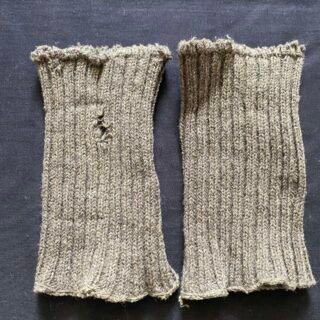 WW2 GERMAN GEBIRGSJAGER WRIST WARMER in Gloves