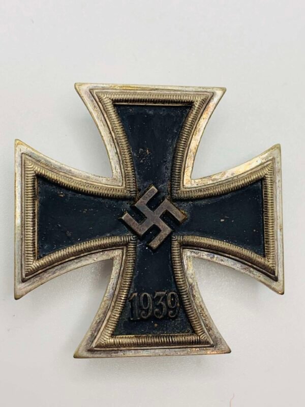 WW2 German Iron Cross 1st Class & Box.20 in Gallantry & honours