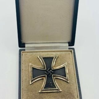 WW2 German Iron Cross & Box Of Issue. L/50. in Gallantry & honours