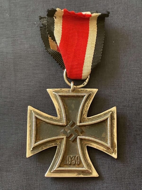 WWII GERMAN IRON CROSS 2ND CLASS NUMBERED RING 24 FOR ARBEITSGEMINSCHAFT FUR HEERESHEDARF in Misc / other badges