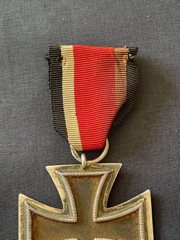 WWII GERMAN IRON CROSS 2ND CLASS NUMBERED RING 24 FOR ARBEITSGEMINSCHAFT FUR HEERESHEDARF in Misc / other badges
