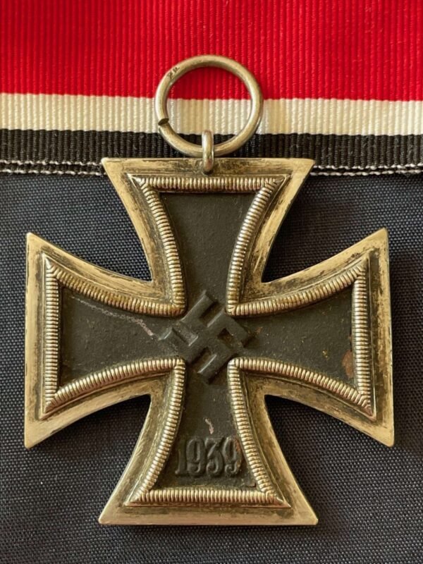 WWII GERMAN IRON CROSS 2ND CLASS NUMBERED RING 24 FOR ARBEITSGEMINSCHAFT FUR HEERESHEDARF in Gallantry & honours