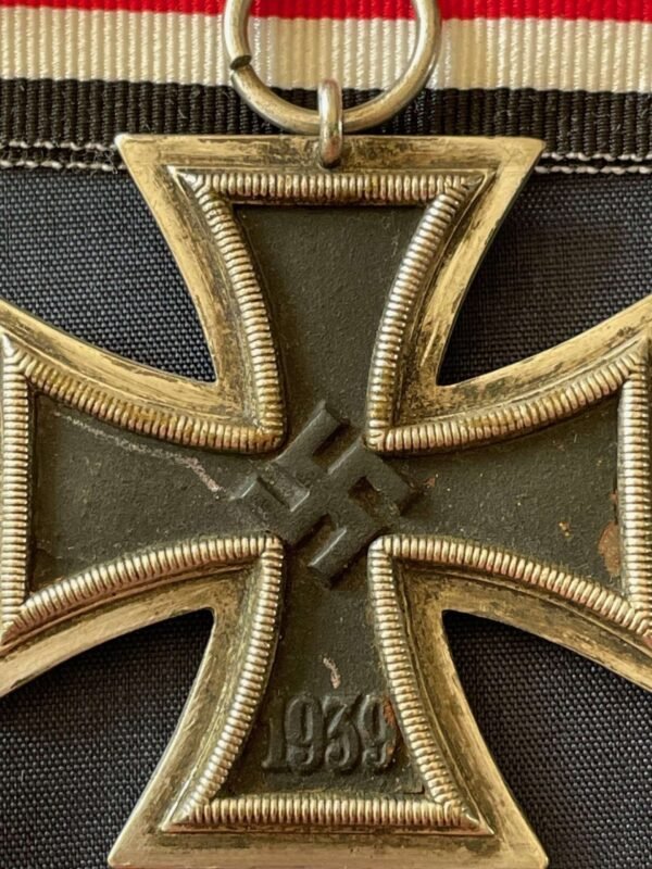 WWII GERMAN IRON CROSS 2ND CLASS NUMBERED RING 24 FOR ARBEITSGEMINSCHAFT FUR HEERESHEDARF in Gallantry & honours